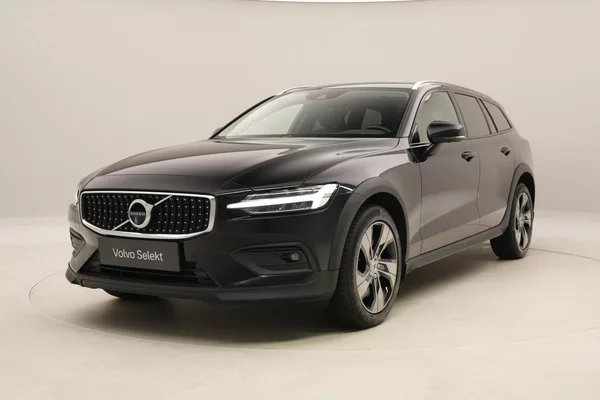 Volvo V60 CC B5 AWD MOMENTUM AUT