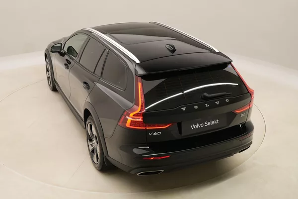 Volvo V60 CC B5 AWD MOMENTUM AUT - foto 18