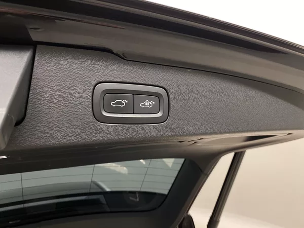 Volvo V60 CC B5 AWD MOMENTUM AUT - foto 34