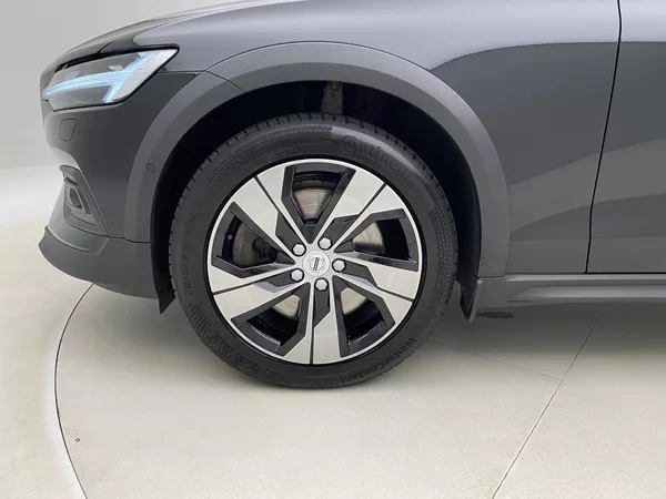 Volvo V60 CC B5 AWD MOMENTUM AUT - foto 39