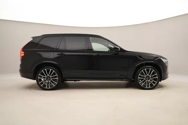Volvo XC90 B5 AWD BLACK EDITION ULTRA 7 - foto 13