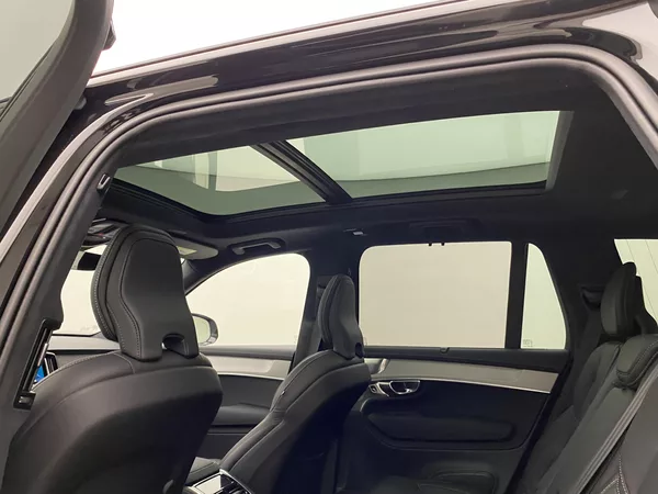 Volvo XC90 B5 AWD BLACK EDITION ULTRA 7 - foto 20