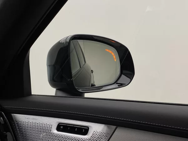Volvo XC90 B5 AWD BLACK EDITION ULTRA 7 - foto 36