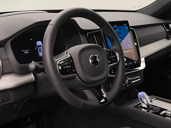Volvo XC90 B5 AWD BLACK EDITION ULTRA 7 - foto 4