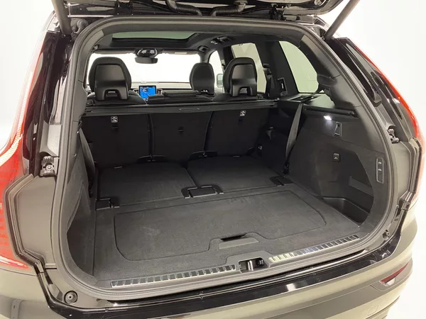 Volvo XC90 B5 AWD BLACK EDITION ULTRA 7 - foto 5