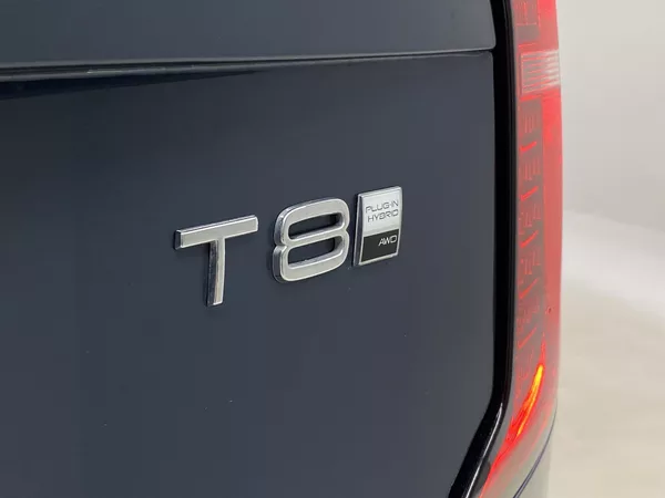 Volvo XC90 T8 AWD Plug-in DARK ULTRA - foto 22