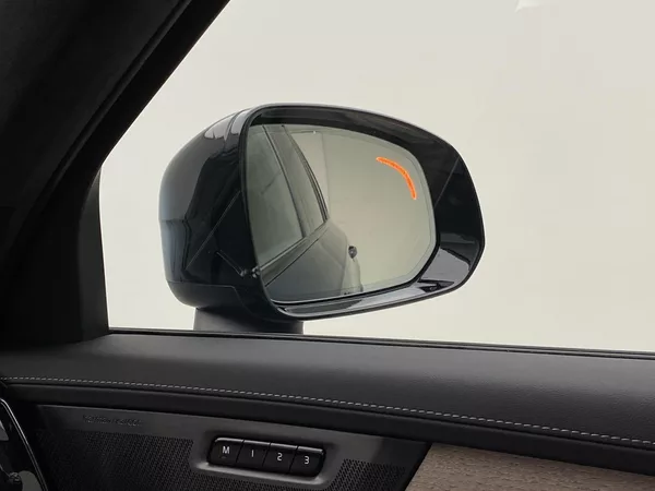 Volvo XC90 T8 AWD Plug-in DARK ULTRA - foto 41