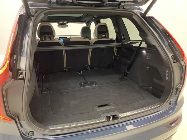 Volvo XC90 T8 AWD Plug-in DARK ULTRA - foto 5