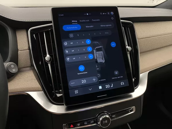 Volvo XC90 T8 AWD Plug-in DARK ULTRA - foto 50