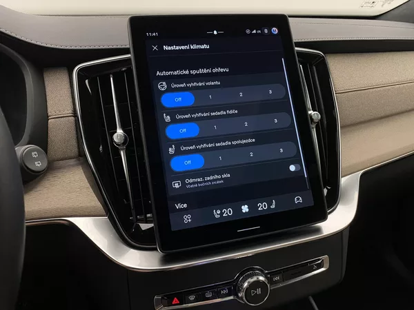 Volvo XC90 T8 AWD Plug-in DARK ULTRA - foto 53