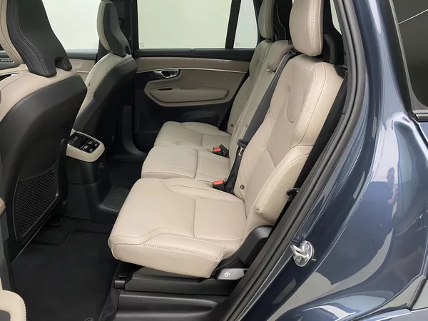 Volvo XC90 T8 AWD Plug-in DARK ULTRA - foto 6
