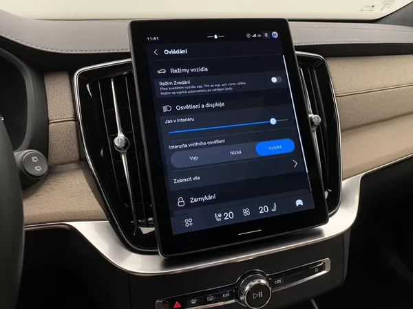 Volvo XC90 T8 AWD Plug-in DARK ULTRA - foto 60