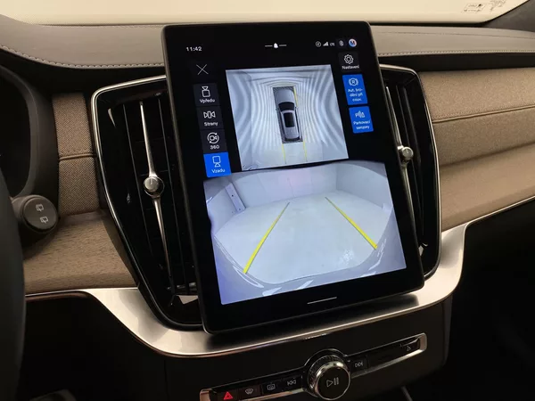 Volvo XC90 T8 AWD Plug-in DARK ULTRA - foto 72