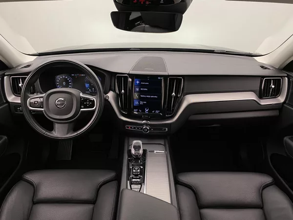 Volvo XC60 B5 AWD INSCRIPTION AUT - foto 2