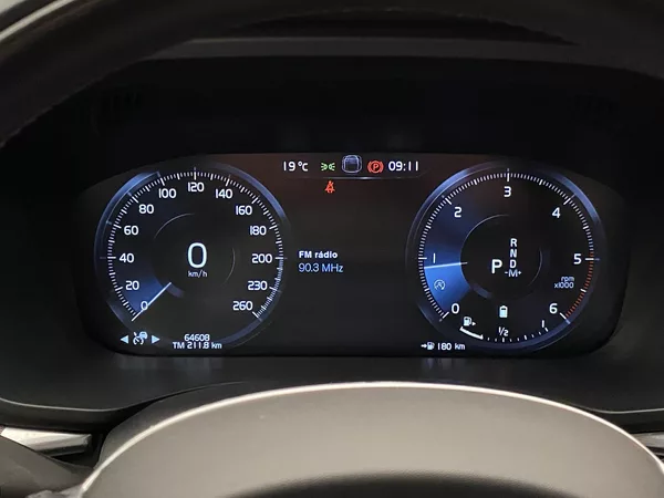 Volvo XC60 B5 AWD INSCRIPTION AUT - foto 26