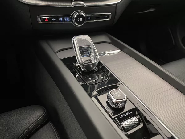 Volvo XC60 B5 AWD INSCRIPTION AUT - foto 27