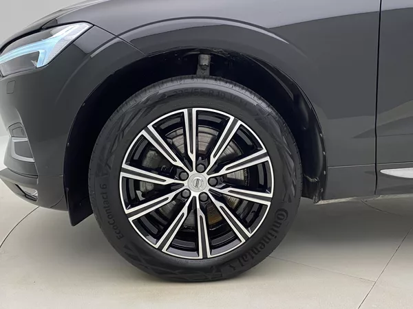 Volvo XC60 B5 AWD INSCRIPTION AUT - foto 39