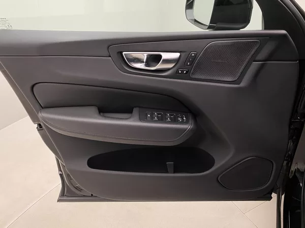 Volvo XC60 B5 AWD INSCRIPTION AUT - foto 7