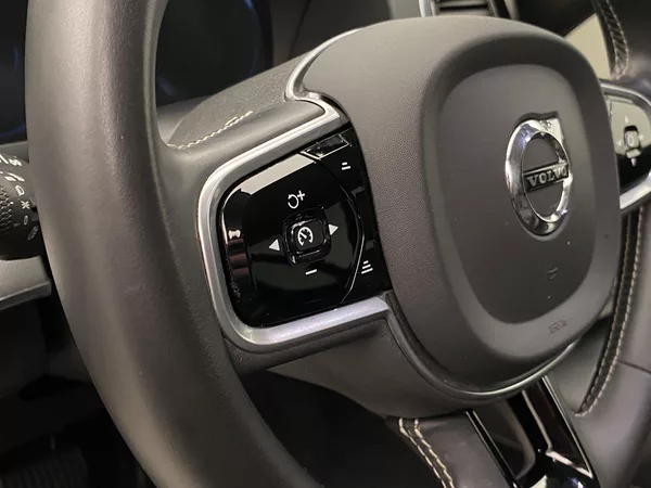 Volvo XC90 B5 AWD INSCRIPTION AUT CZ 7m - foto 20