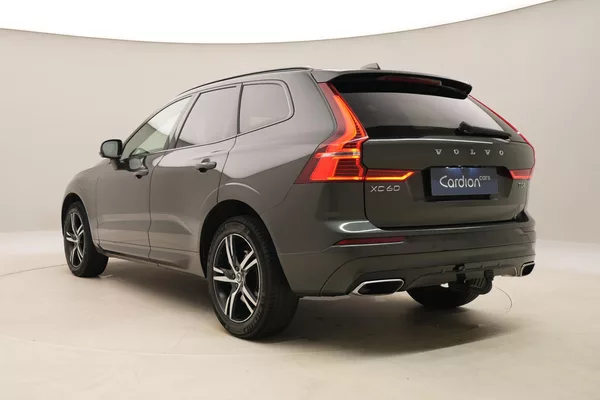 Volvo XC60 T5 AWD R-DESIGN AUT CZ - foto 10