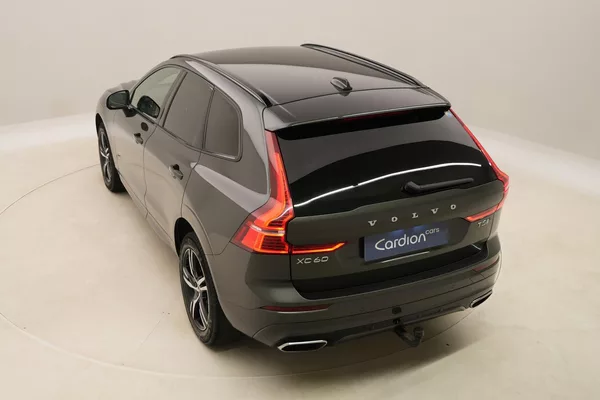 Volvo XC60 T5 AWD R-DESIGN AUT CZ - foto 17