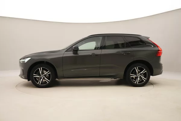 Volvo XC60 T5 AWD R-DESIGN AUT CZ - foto 9