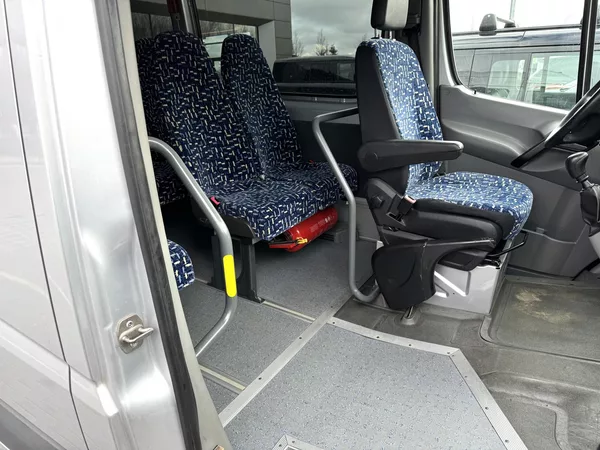 Mercedes-Benz SPRINTER 17 míst WEBASTO - foto 16