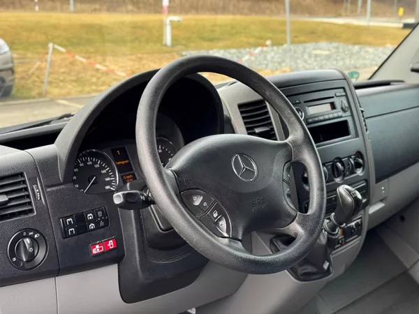Mercedes-Benz SPRINTER 17 míst WEBASTO - foto 2