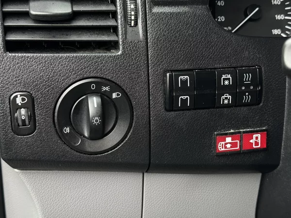 Mercedes-Benz SPRINTER 17 míst WEBASTO - foto 25