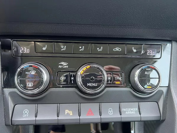 Škoda Karoq 2.0TDi*110KW*Style*FullLed - foto 19
