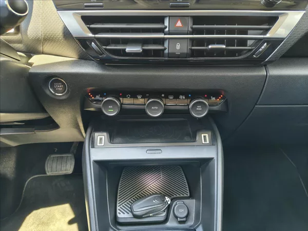 Citroën C4 1,5 SHINE Pack - foto 10
