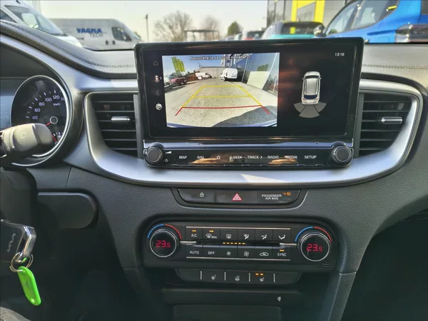 Kia Ceed 1,5 T-GDi 118kw TOP - foto 13