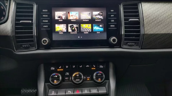 Škoda Kodiaq 2,0 DSG 110 Style - foto 10