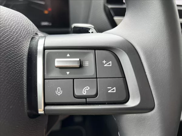 Citroën C4 MAX EAT8 1,2 - foto 11