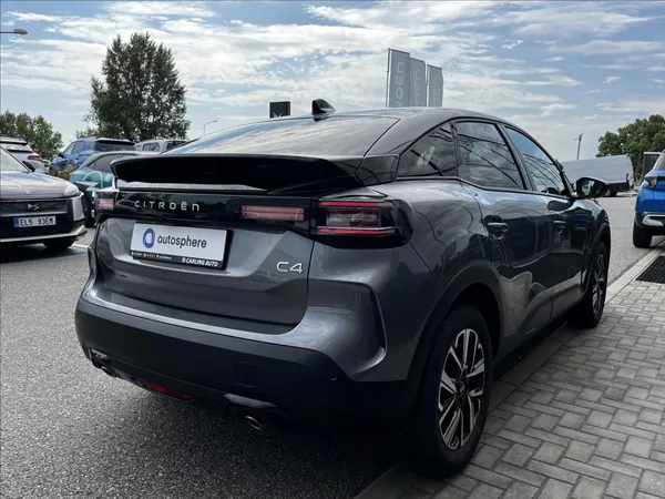 Citroën C4 MAX EAT8 1,2 - foto 3