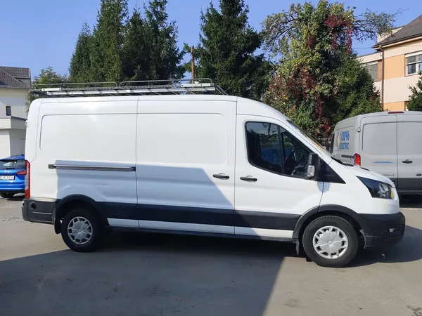 Ford Transit - foto 11