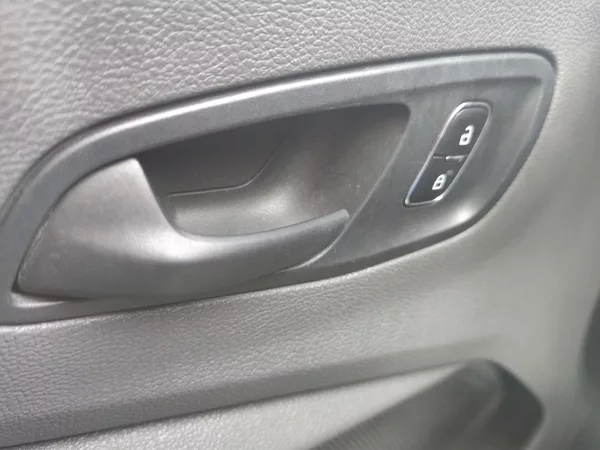 Ford Transit - foto 15