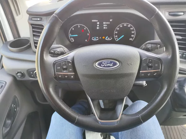 Ford Transit - foto 18