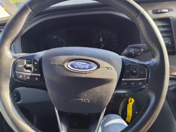 Ford Transit - foto 8