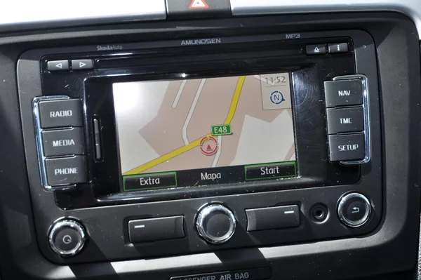 Škoda Superb II 2.0TDi 103kW KOMBI Panorama - foto 13