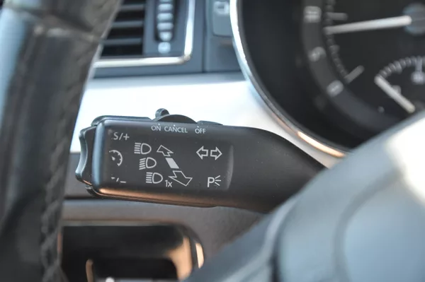 Škoda Superb II 2.0TDi 103kW KOMBI Panorama - foto 15
