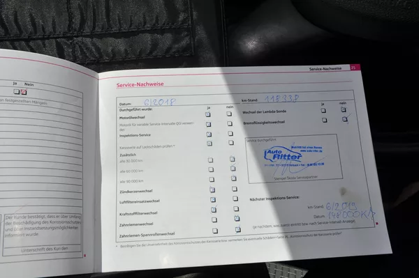 Škoda Superb II 2.0TDi 103kW KOMBI Panorama - foto 17
