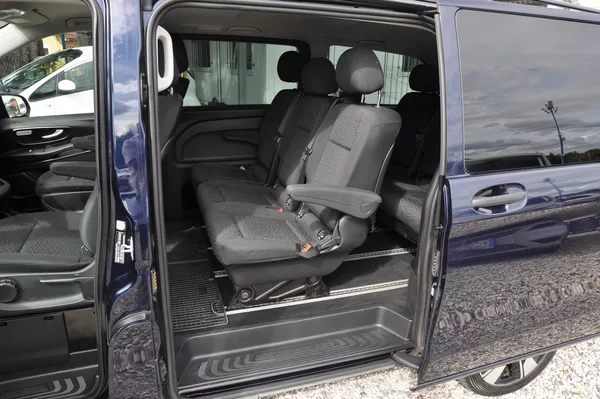 Mercedes-Benz Vito 300d L TOURER 4x4 - foto 7