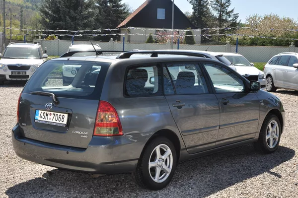 Toyota Corolla 1.4D-4D 66kW KOMBI Automat - foto 3