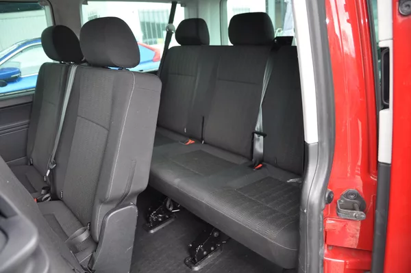 Volkswagen Caravelle 2.0TDi 150kW 4x4 A/T Liberty - foto 7