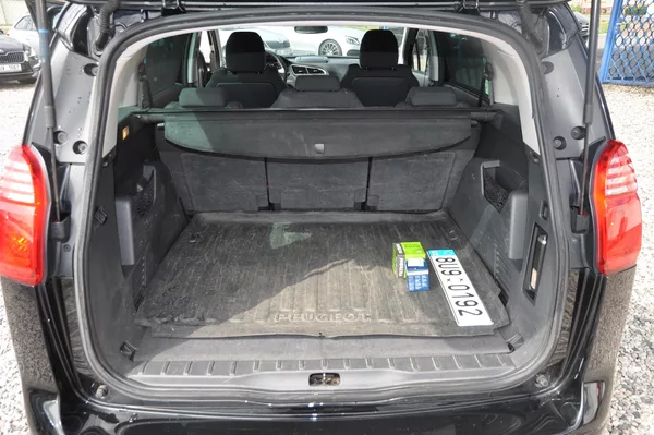 Peugeot 5008 2.0HDi 110kW PANORAMA - foto 8