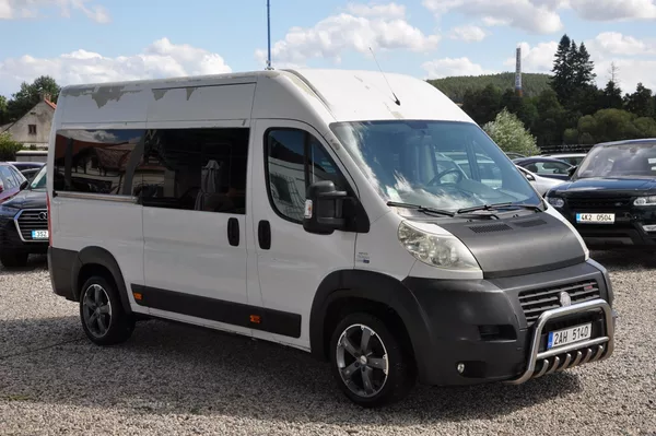Fiat Ducato 3.0JTD 115kW PANORAMA Automat - foto 2