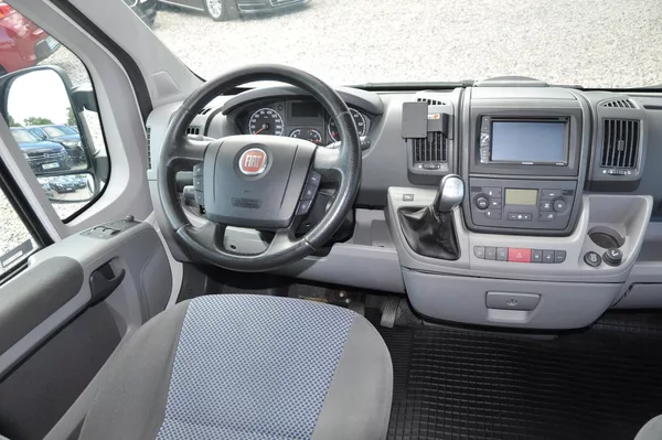 Fiat Ducato 3.0JTD 115kW PANORAMA Automat - foto 5