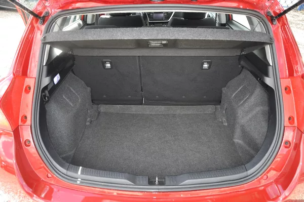 Toyota Auris 1.33VVT-i 73kW - foto 8