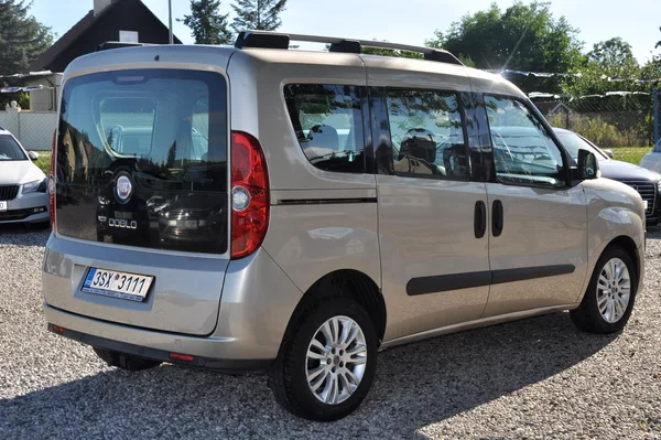 Fiat Dobló 1.6MTJ 77kW MAXI - foto 3